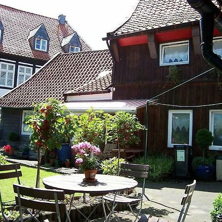 Altes Tageloehnerhaus Von 1510 Mit Garten Und Parkplatz Goslar Exterior foto